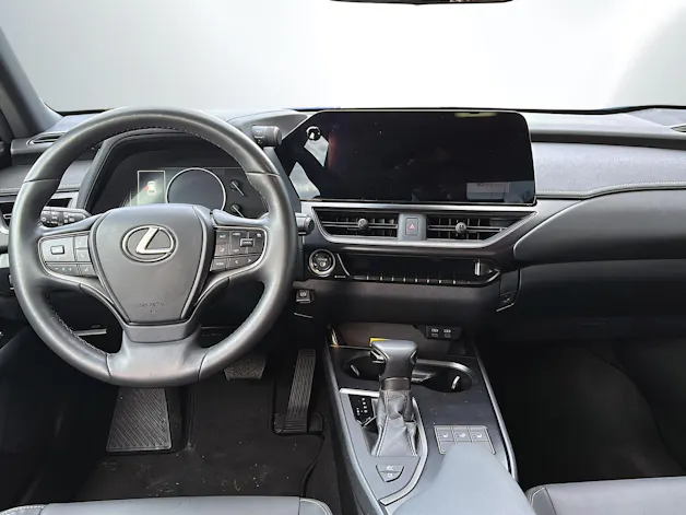 Lexus UX 250h F-Line
