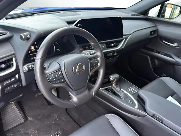 Lexus UX 250h F-Line