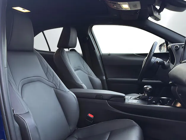 Lexus UX 250h F-Line
