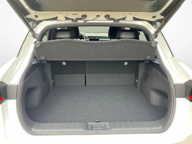 Lexus LBX 1.5 Hybrid Cool AWD
