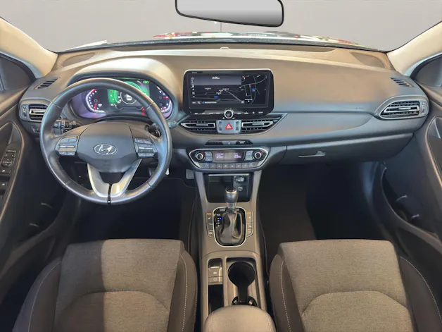 HYUNDAI i30 1.5 T-GDi Amplia