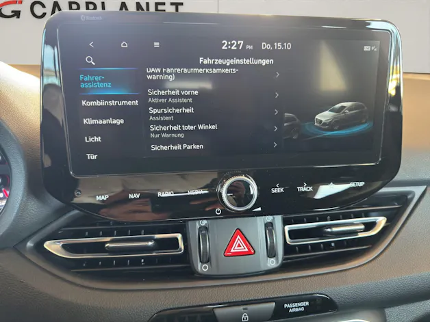 HYUNDAI i30 1.5 T-GDi Amplia