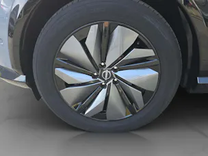 NISSAN Ariya Evolve e-4orce