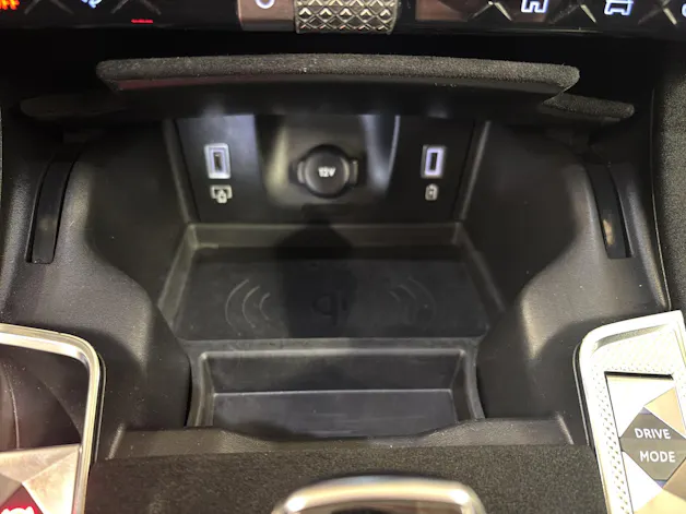 DS 7 1.6 E-Tense Ligne Noire 4x4
