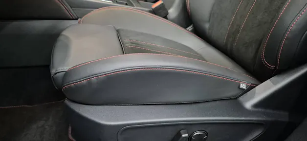 FORD Kuga 2.5 Full-Hybrid ST-Line X 4x4