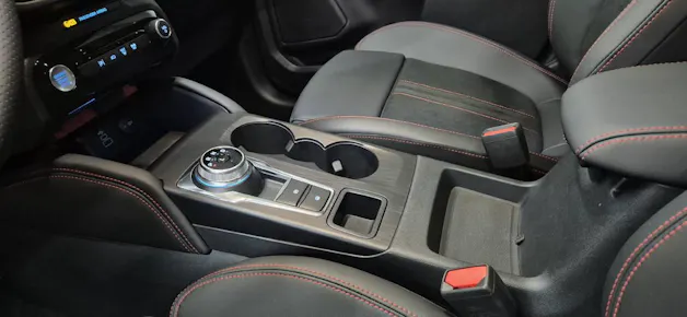FORD Kuga 2.5 Full-Hybrid ST-Line X 4x4
