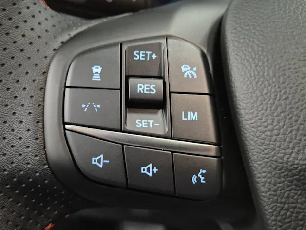 FORD Kuga 2.5 Full-Hybrid ST-Line X 4x4