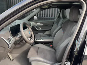 BMW X1 30e xDrive paddles