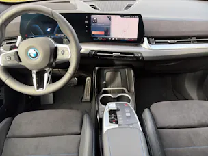 BMW X1 30e xDrive paddles