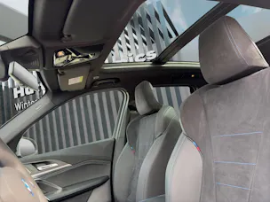 BMW X1 30e xDrive paddles