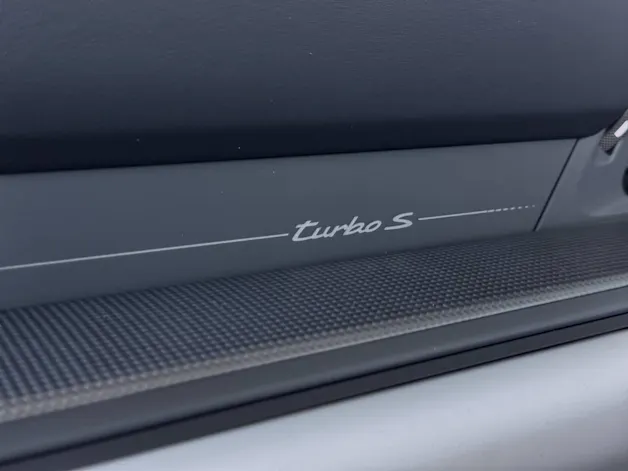 PORSCHE 911 Turbo S