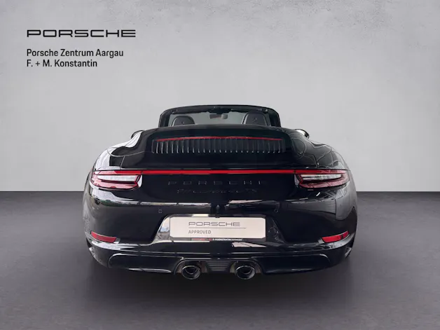 PORSCHE 911 Carrera 4 GTS Cabriolet