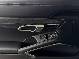 PORSCHE 911 Carrera 4 GTS Cabriolet