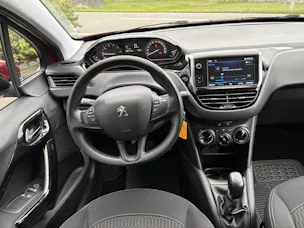 PEUGEOT 208 1.2 PureTech Active