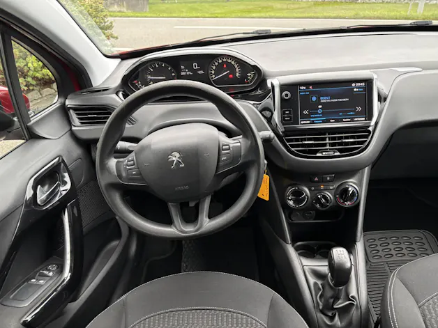 PEUGEOT 208 1.2 PureTech Active