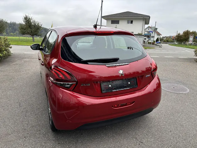 PEUGEOT 208 1.2 PureTech Active
