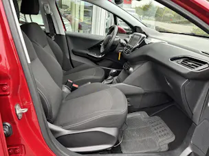 PEUGEOT 208 1.2 PureTech Active