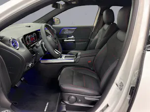 MERCEDES-BENZ GLA-Klasse H247 GLA 250 Swiss Star AMG Line 4matic