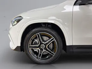 MERCEDES-BENZ GLA-Klasse H247 GLA 250 Swiss Star AMG Line 4matic