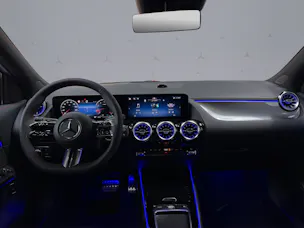 MERCEDES-BENZ GLA-Klasse H247 GLA 250 Swiss Star AMG Line 4matic