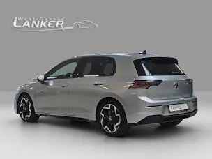 VW Golf VIII 2.0 TSI R-Line DSG 4motion
