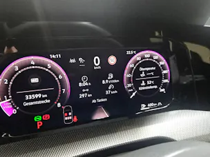 VW Golf VIII 2.0 TSI R-Line DSG 4motion