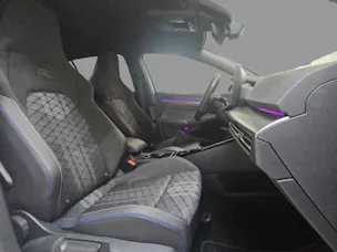 VW Golf VIII 2.0 TSI R-Line DSG 4motion