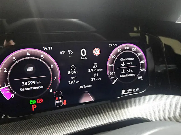 VW Golf VIII 2.0 TSI R-Line DSG 4motion
