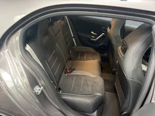 MERCEDES-BENZ A-Klasse W177 A 250 AMG Line 4m
