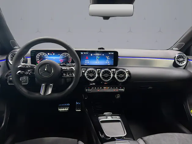 MERCEDES-BENZ A-Klasse W177 A 250 AMG Line 4m