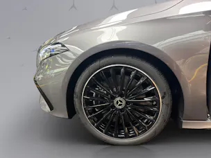 MERCEDES-BENZ A-Klasse W177 A 250 AMG Line 4m