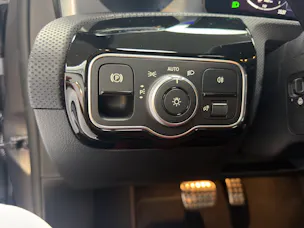 MERCEDES-BENZ A-Klasse W177 A 250 AMG Line 4m