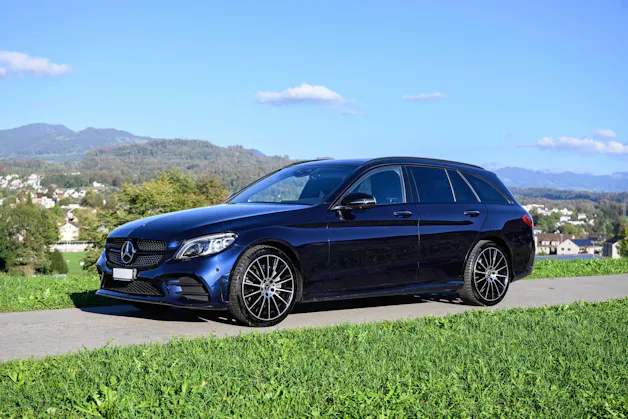 MERCEDES-BENZ C 220 d AMG Line 4matic Kombi