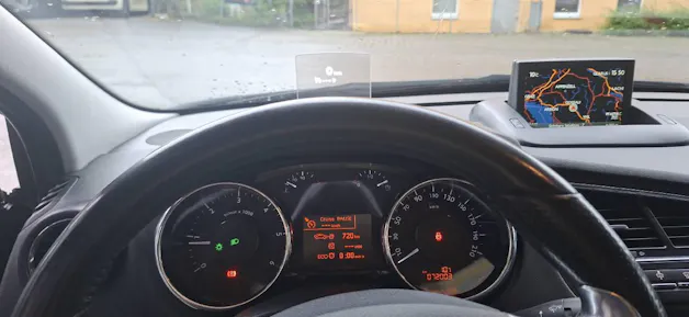 PEUGEOT 5008 2.0 BlueHDi Allure Sensation