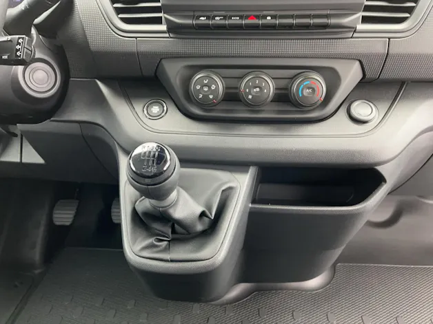 RENAULT Trafic Kaw. 3.0 t L1 H1 2.0 dCi Blue 130 Advance