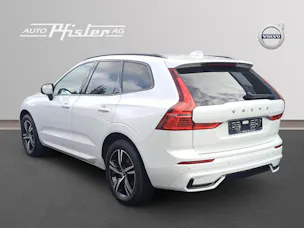 VOLVO XC60 2.0 B4 MH R-Design AWD