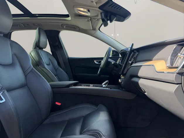 VOLVO XC60 2.0 T6 TE Plus Dark eAWD