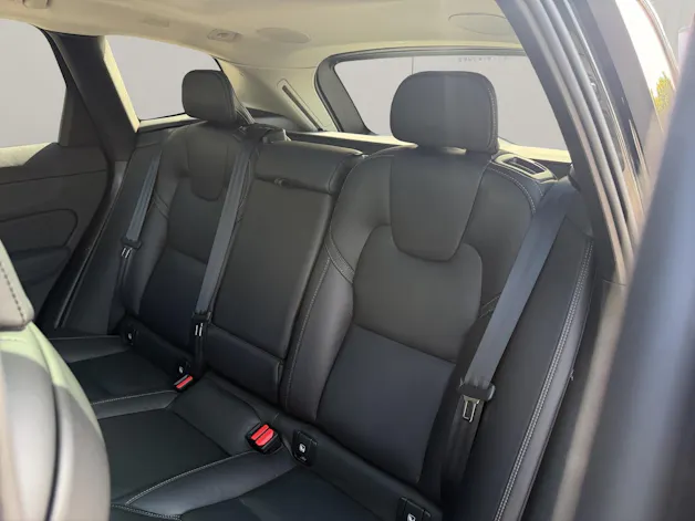 VOLVO XC60 2.0 T6 TE Plus Dark eAWD