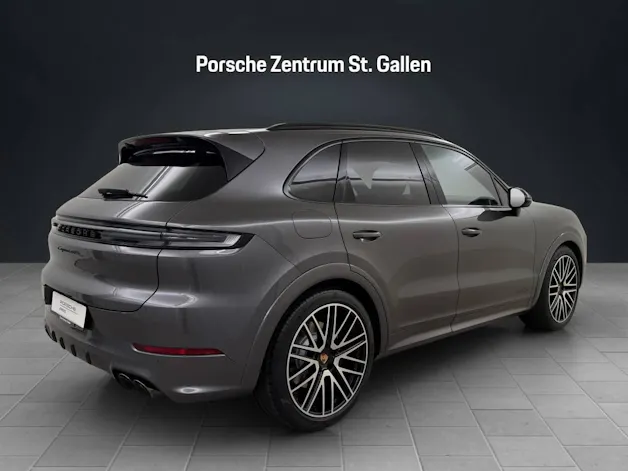 PORSCHE Cayenne GTS