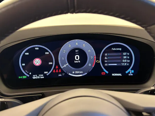 PORSCHE Cayenne GTS