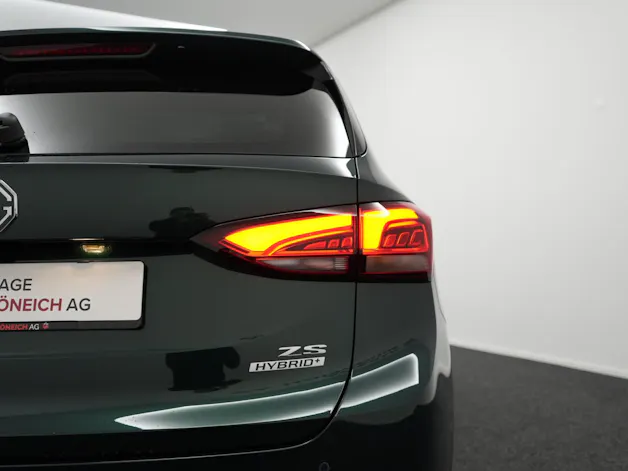 MG ZS 1.5 Hybrid+ Luxury