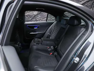 MERCEDES-BENZ C 300 d AMG Line *Werksgarantie*Abstandstempomat*Fernlicht Assistent*