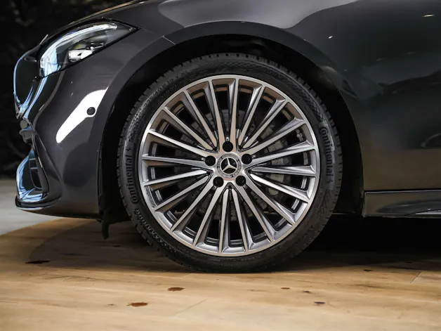 MERCEDES-BENZ C 300 d AMG Line *Werksgarantie*Abstandstempomat*Fernlicht Assistent*