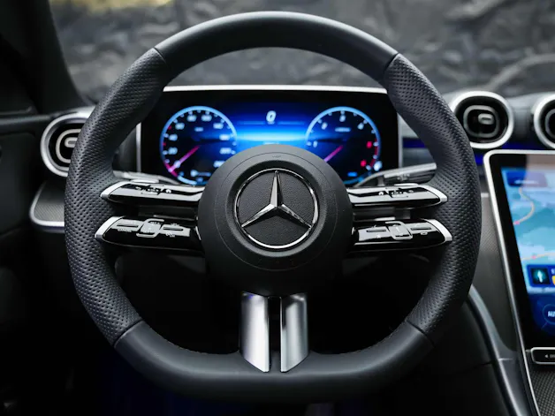 MERCEDES-BENZ C 300 d AMG Line *Werksgarantie*Abstandstempomat*Fernlicht Assistent*