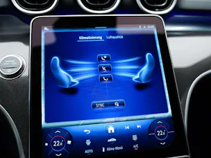 MERCEDES-BENZ C 300 d AMG Line *Werksgarantie*Abstandstempomat*Fernlicht Assistent*