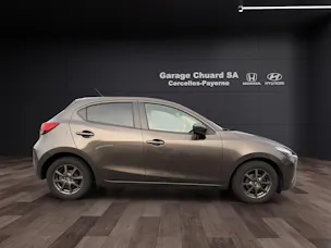 MAZDA 2 SKYACTIV-G 90 Ambition Plus