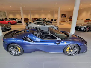 FERRARI SF90 Spider Assetto Fiorano
