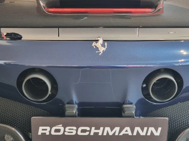 FERRARI SF90 Spider Assetto Fiorano
