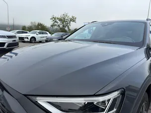 AUDI Q8 55 e-tron Black Edition quattro