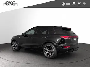 AUDI Q6 e-tron quattro